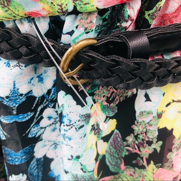 Speechless‎ Juniors floral dress with belt size 5 - Picture 4 of 12